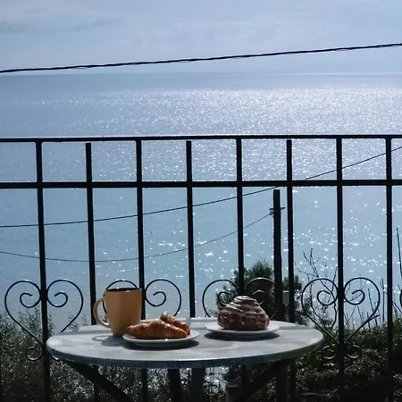 펜션 Bastasio House *